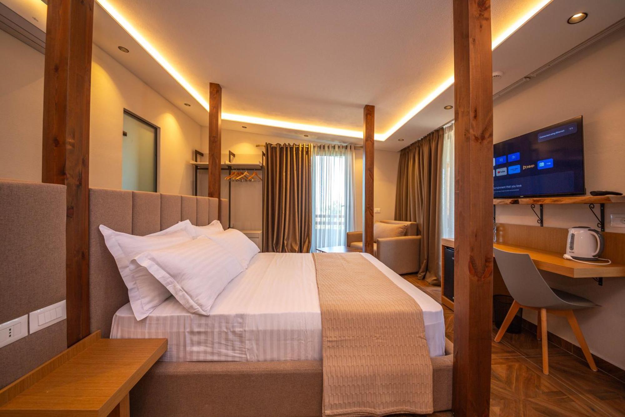 Emara Boutique Hotel Kavaje Exteriér fotografie