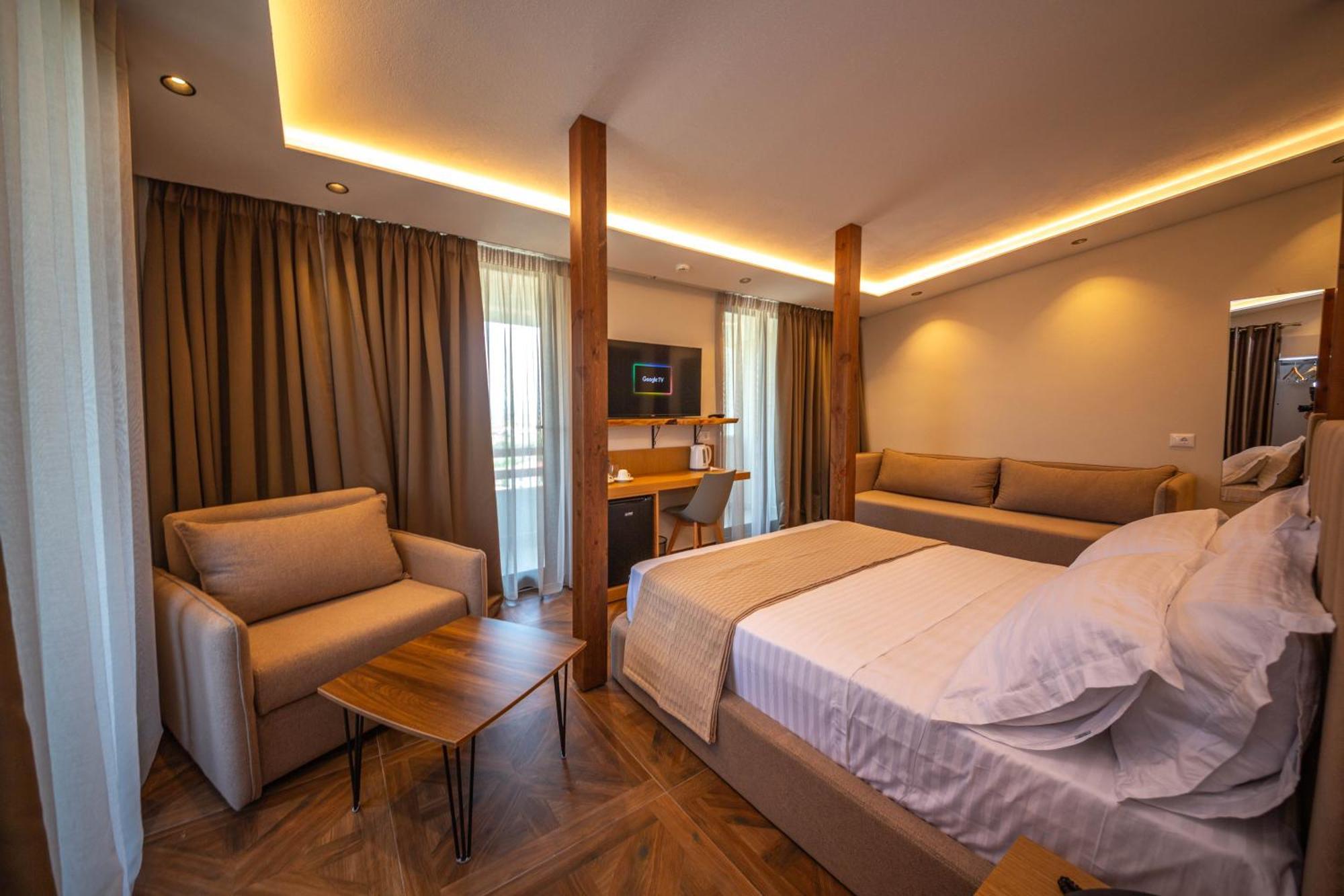 Emara Boutique Hotel Kavaje Exteriér fotografie