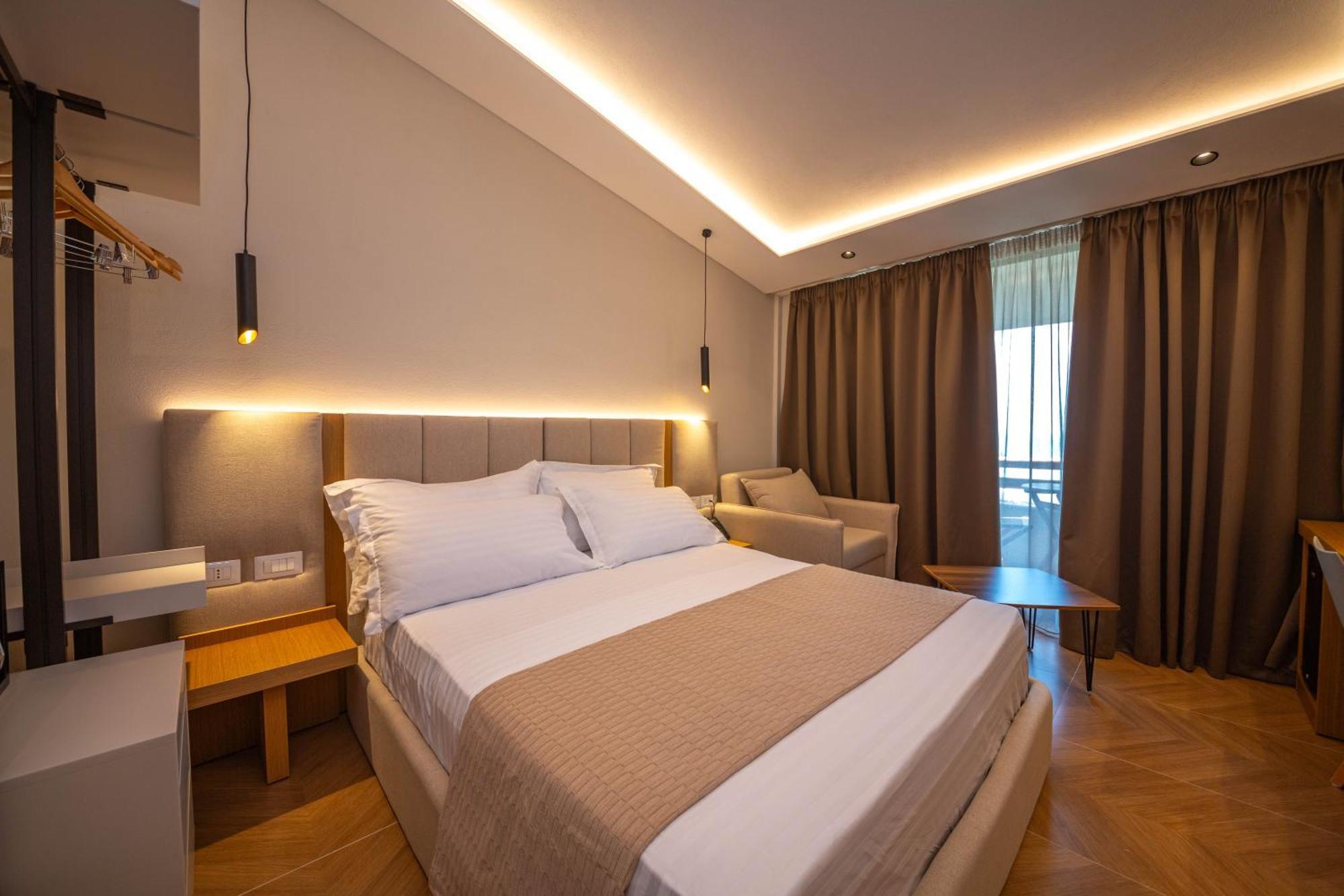 Emara Boutique Hotel Kavaje Exteriér fotografie